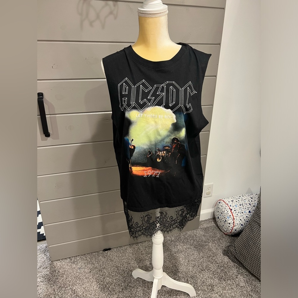 AC/DC graphic tank tunic w/ lace